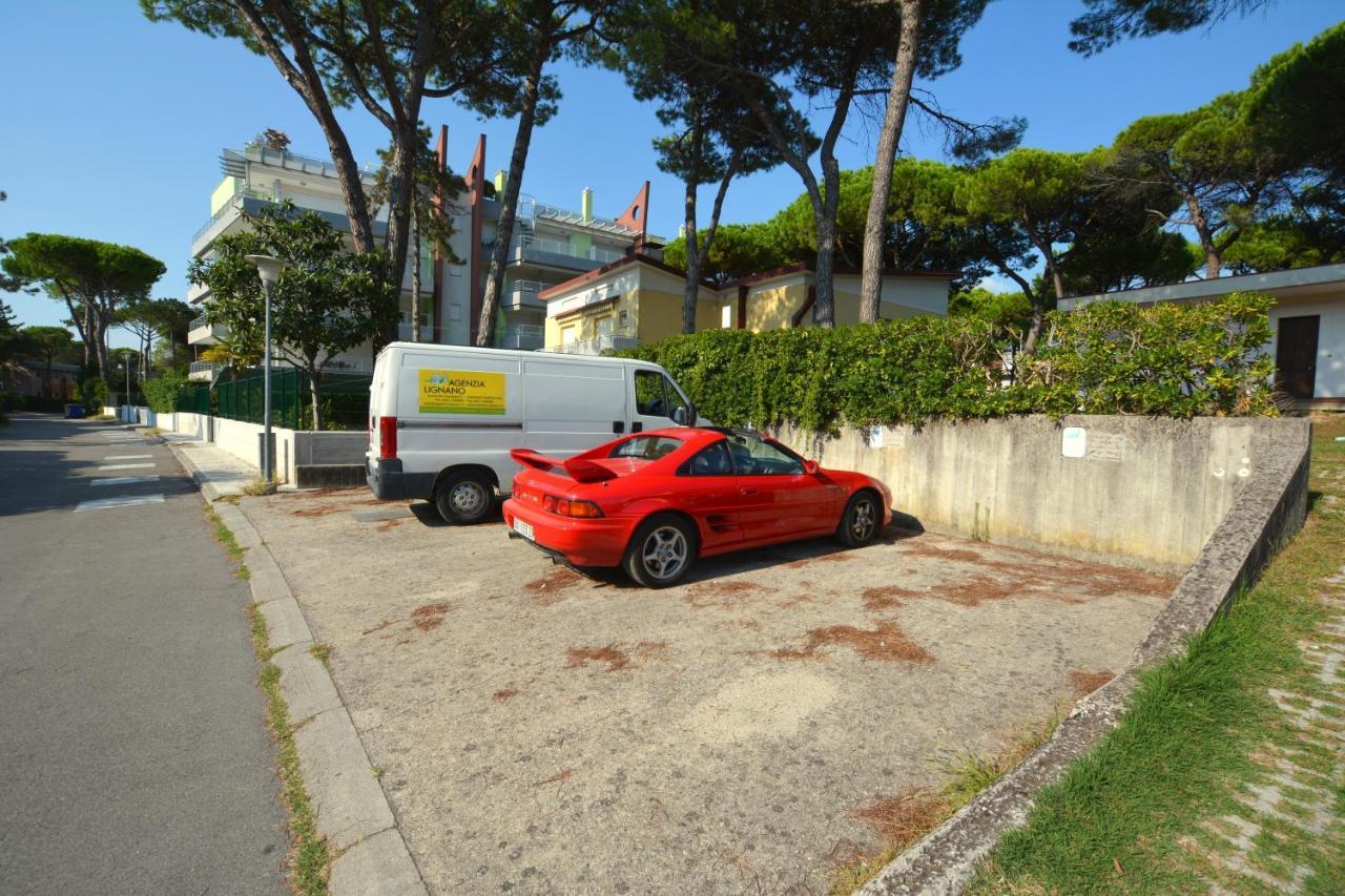 Appartement Flat In Lignano Pineta à Lignano Sabbiadoro Extérieur photo